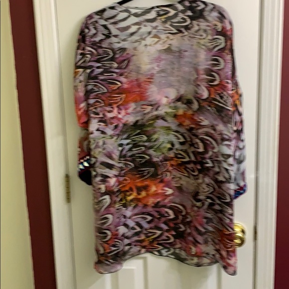 Top - Picture 3 of 3